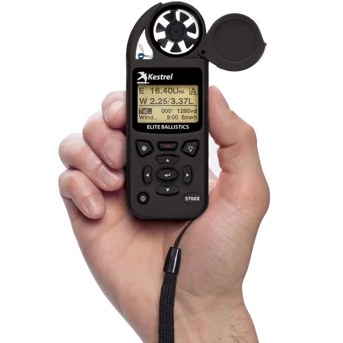 kestrel-5700x-hand Kestrel 5700X (FDE) - Slika 5